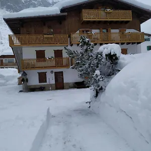 residence-marmolada.hotelinveneto.com/